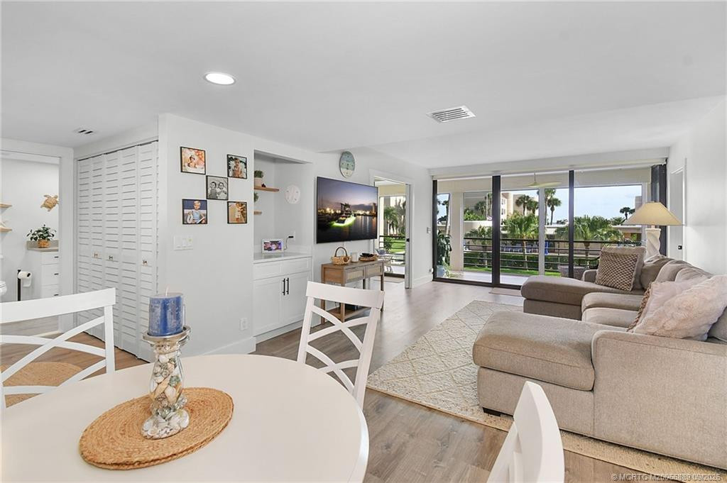 3452 Ne Causeway Boulevard 202 Property Photo 10