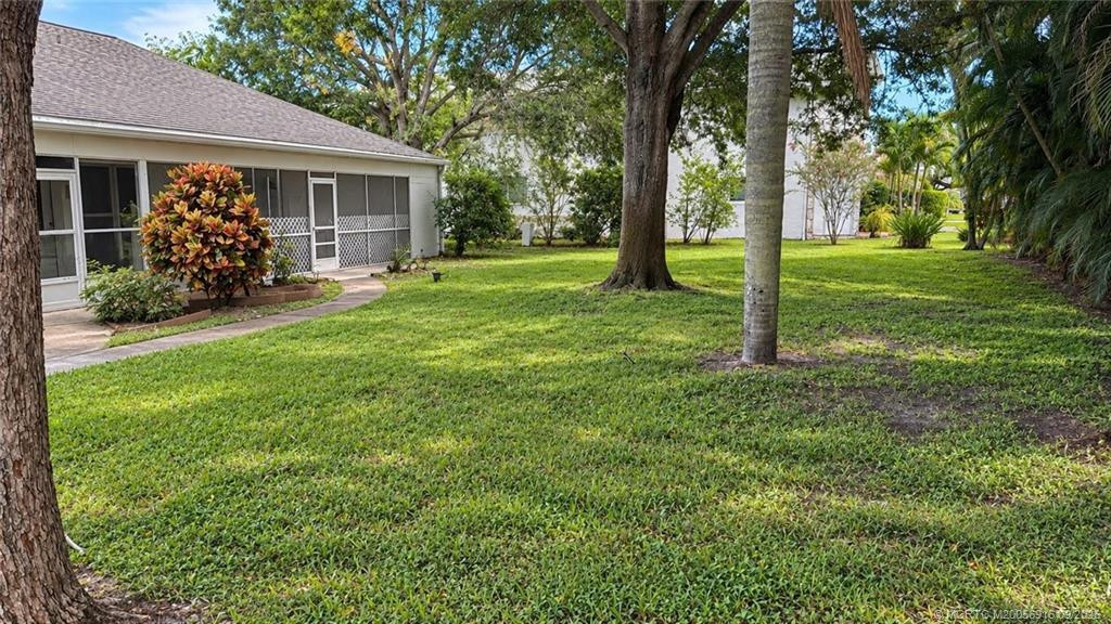 2155 SE Edler Drive Property Photo 1