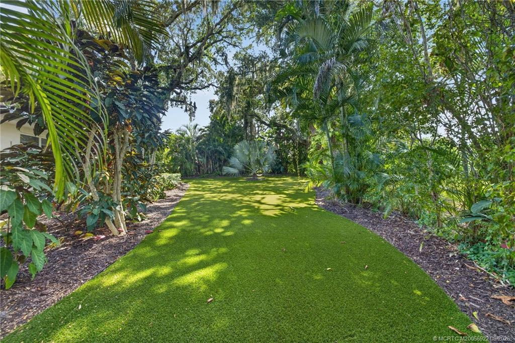8 Admirals Walk Property Photo 29