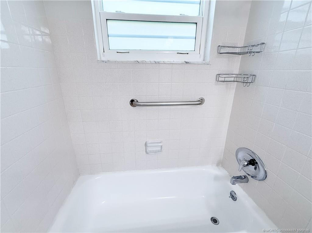 2929 Se Ocean Boulevard 137-1 Property Photo 21