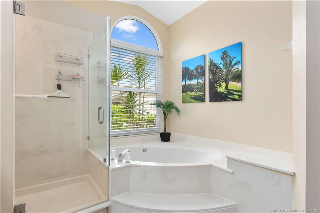 12813 Nw Cinnamon Way Property Photo 16