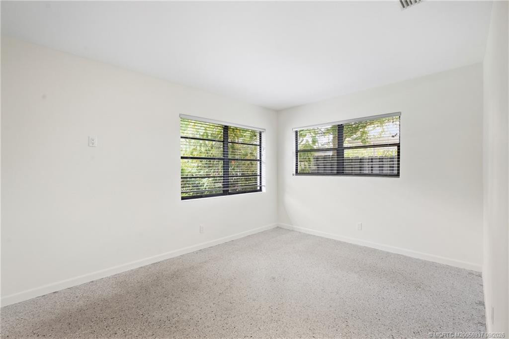 807 Se Weir Street Property Photo 23