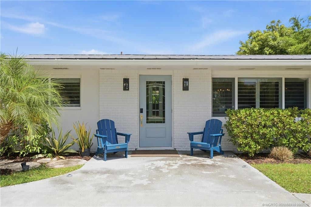 387 Sw Riverway Boulevard Property Photo 3