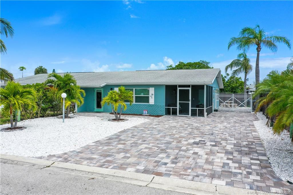 87 S Las Olas Drive Property Photo 2