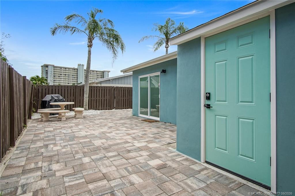 87 S Las Olas Drive Property Photo 21