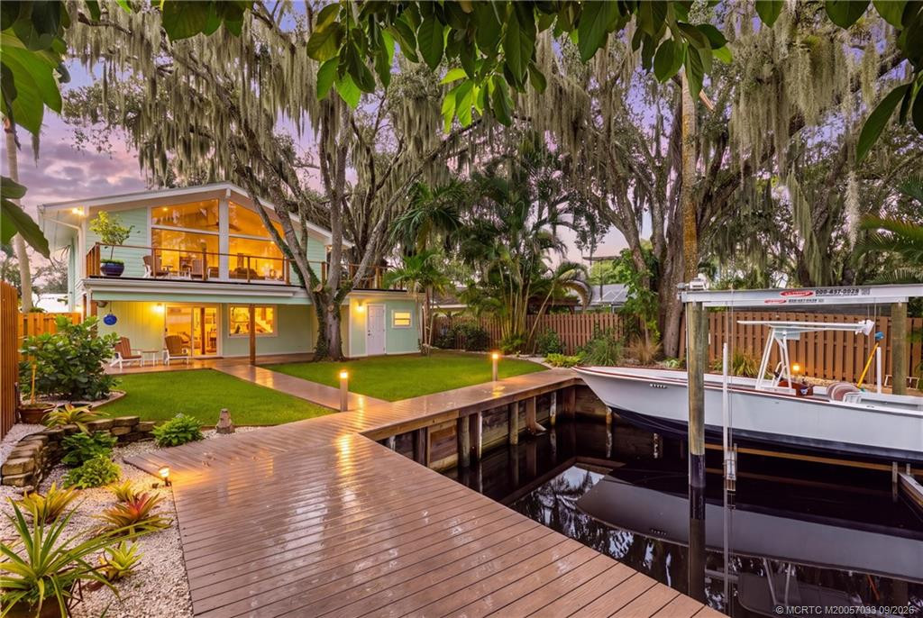615 SW Rustic Circle