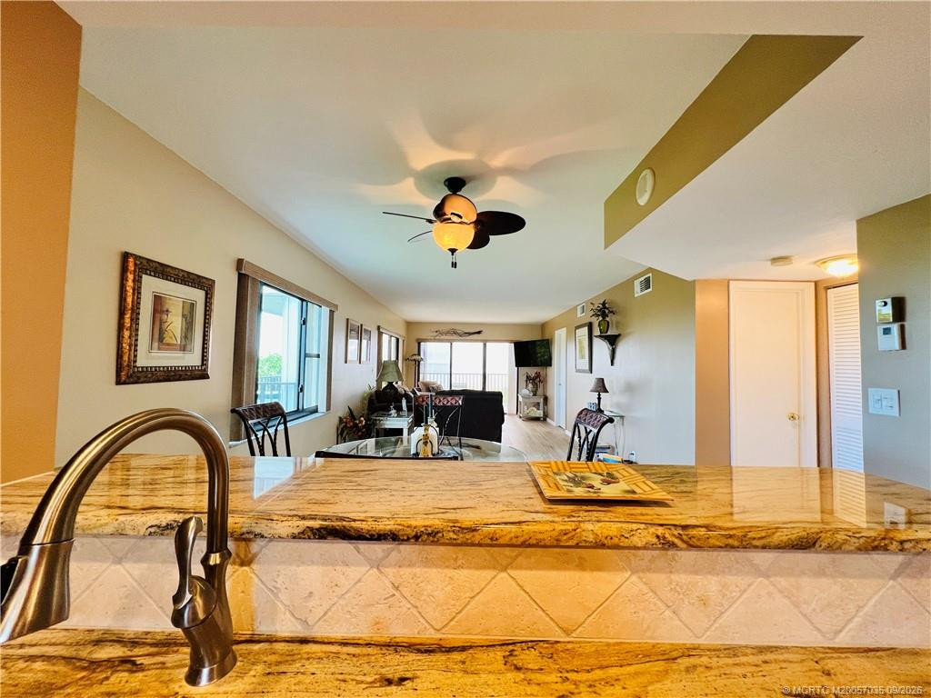 9400 S Ocean Drive 201b Property Photo 13
