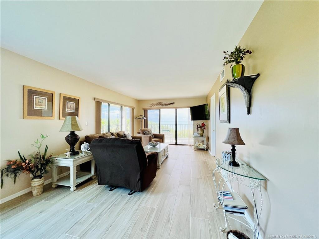 9400 S Ocean Drive 201b Property Photo 19
