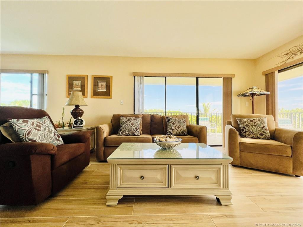 9400 S Ocean Drive 201b Property Photo 21