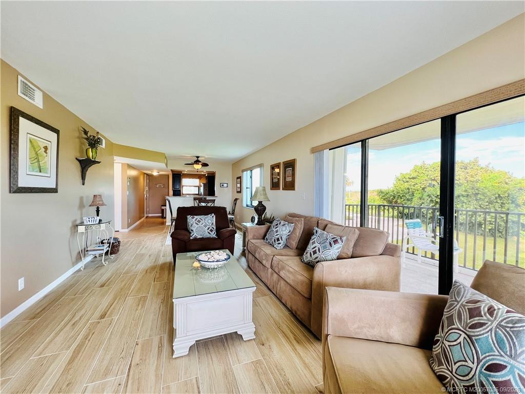 9400 S Ocean Drive 201b Property Photo 25