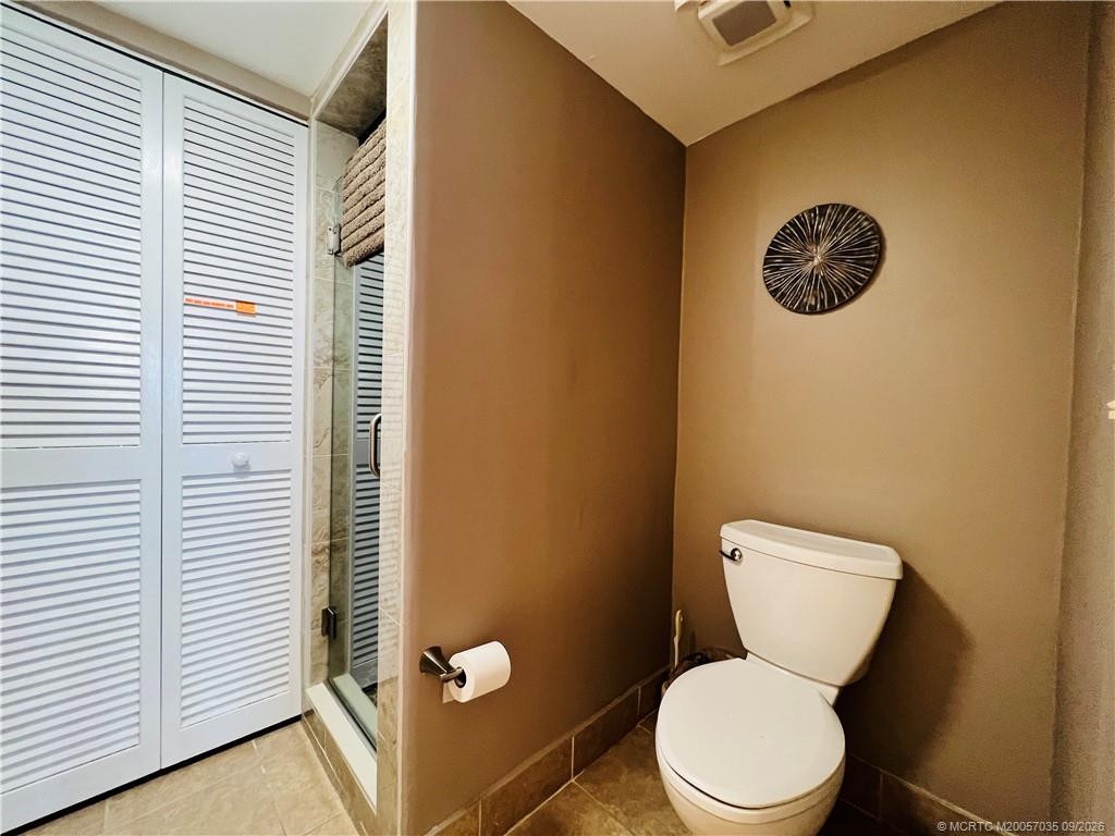 9400 S Ocean Drive 201b Property Photo 37