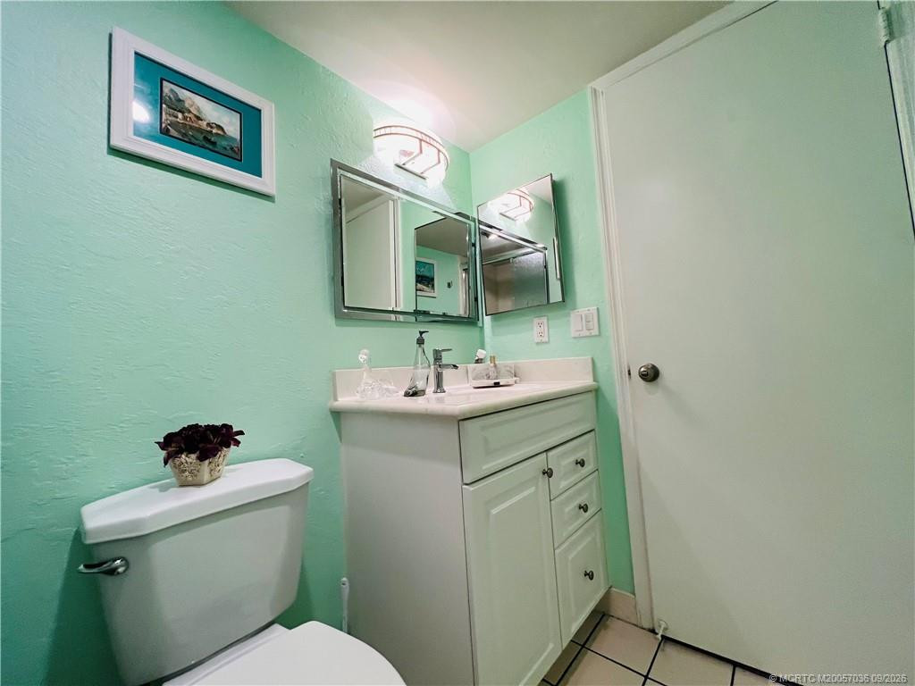10044 S Ocean Drive 206 Property Photo 49