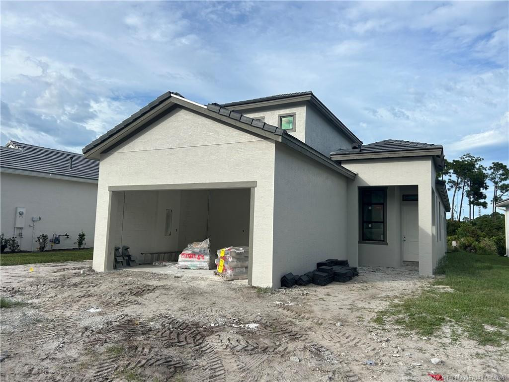 431 Se Via Sangro Property Photo 1