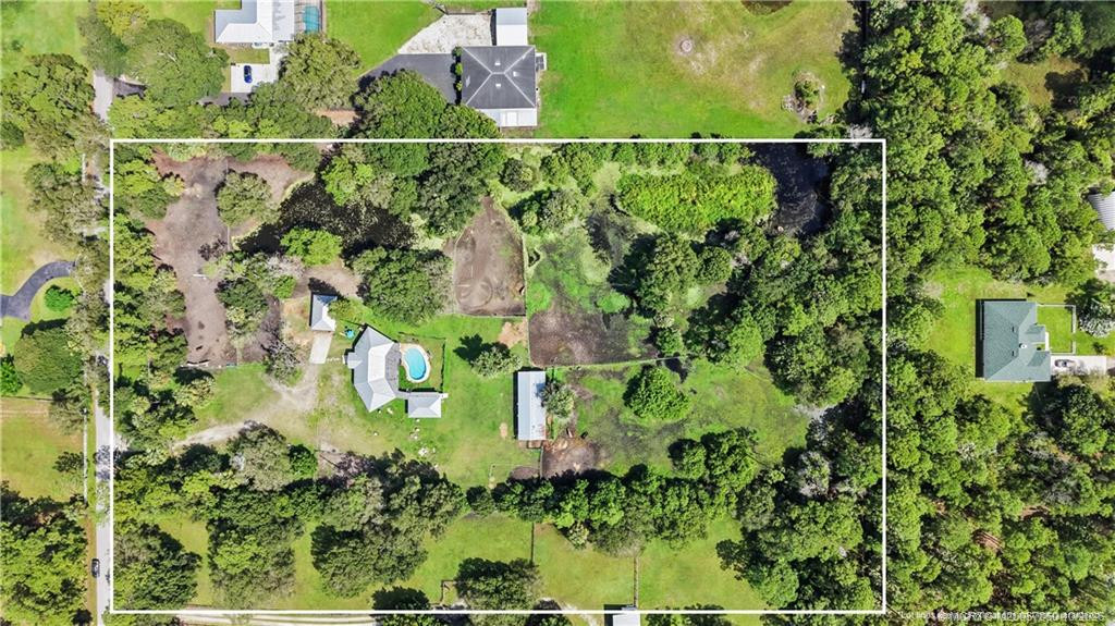 5750 Sw Grove Street Property Photo 2
