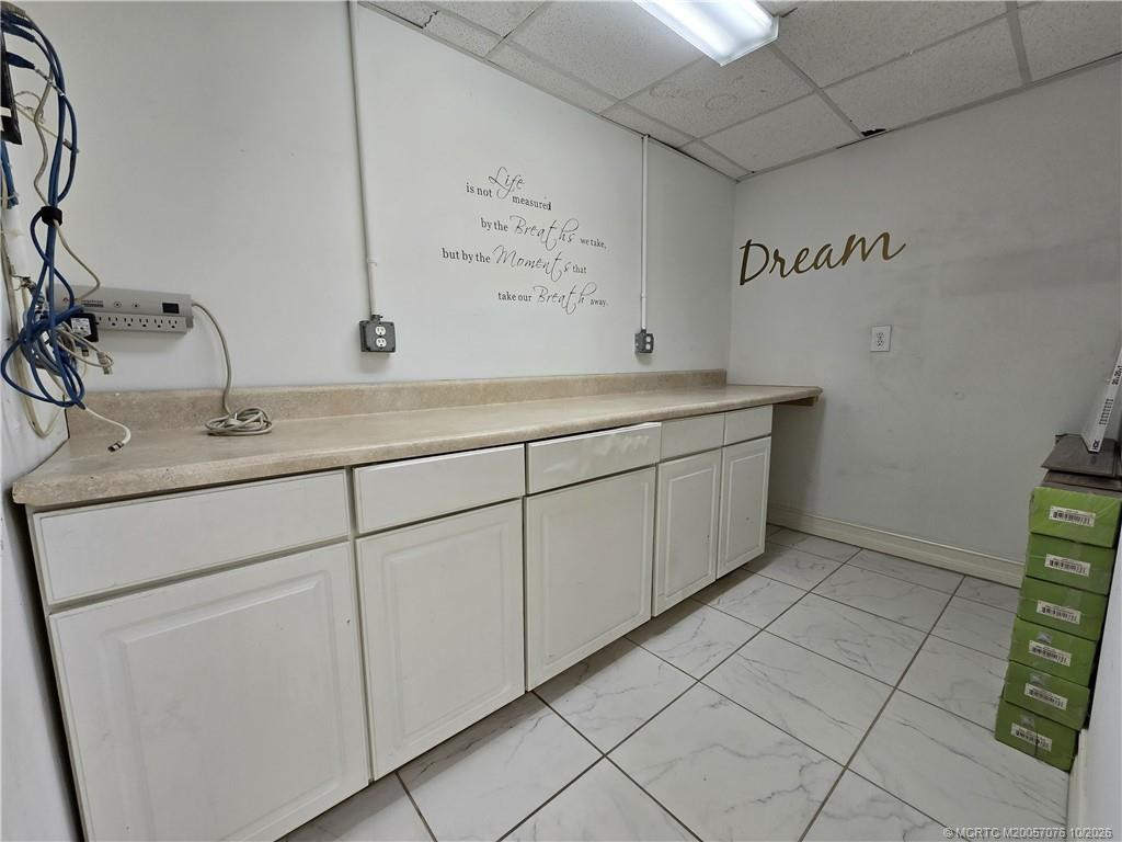 36 Se Ocean Boulevard Property Photo 12