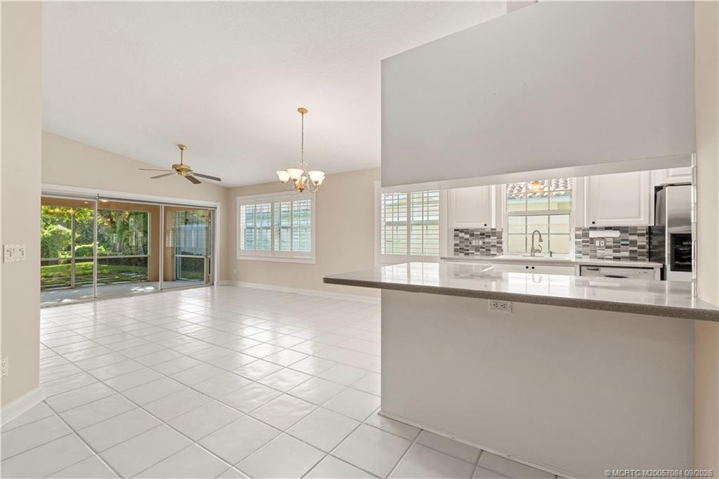 1664 Sw Shady Lake Terrace Property Photo 9