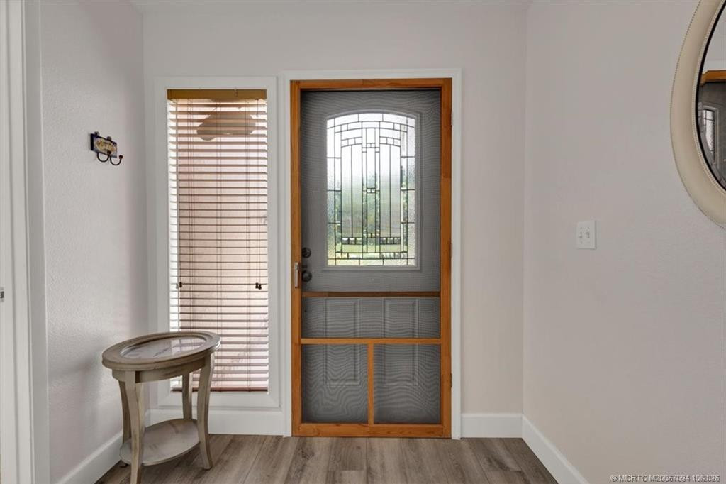 3303 Se Sandpiper Circle Property Photo 4