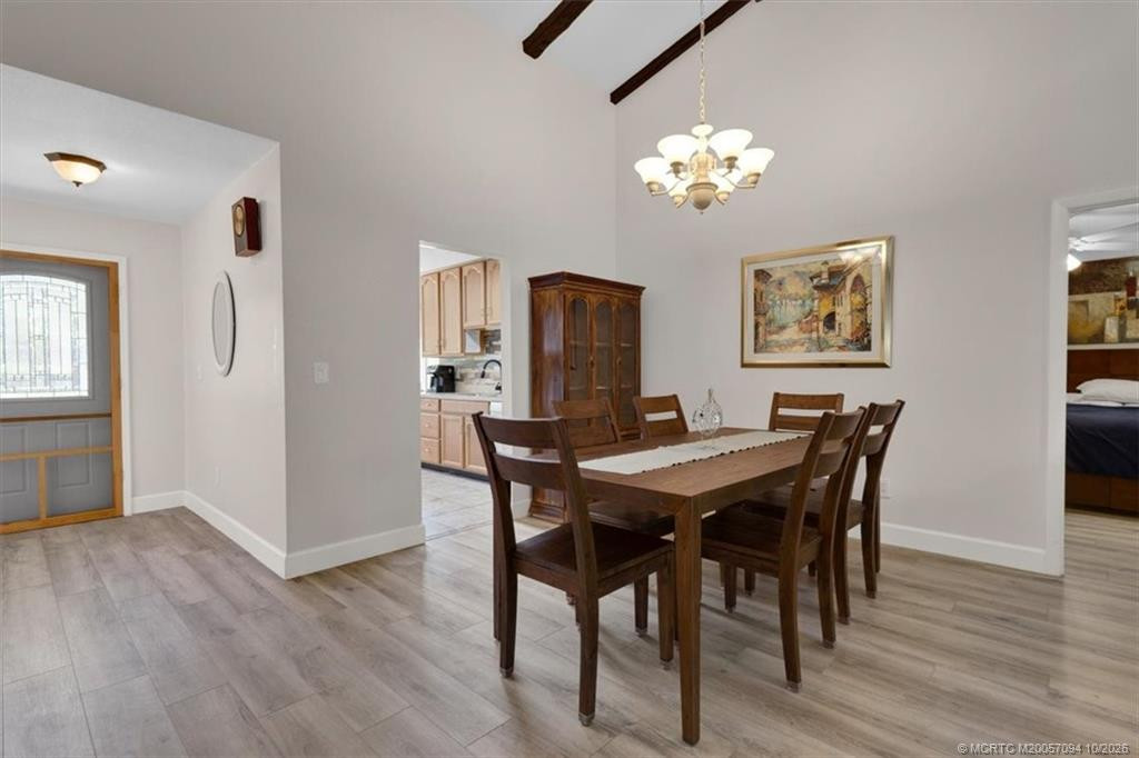 3303 Se Sandpiper Circle Property Photo 6