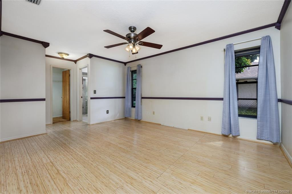 160 Se Duxbury Avenue Property Photo 14