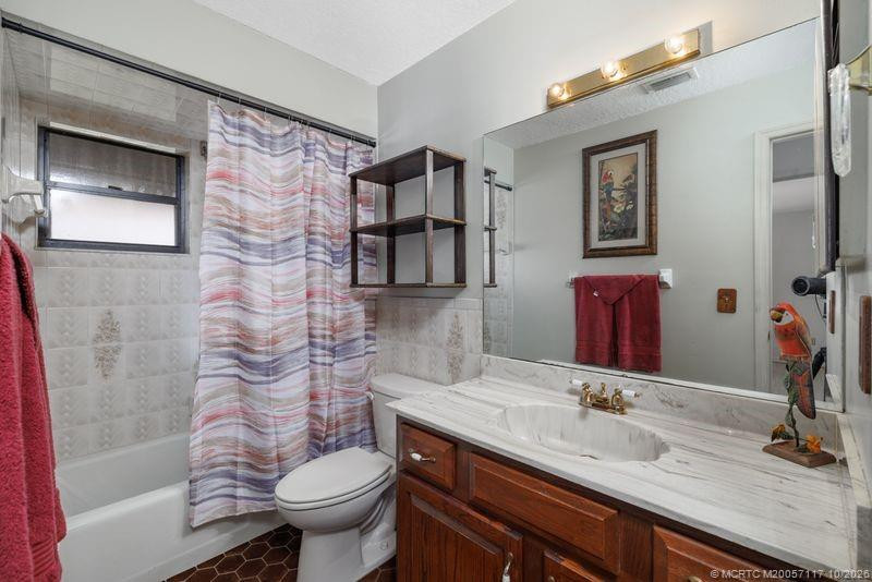 160 Se Duxbury Avenue Property Photo 31