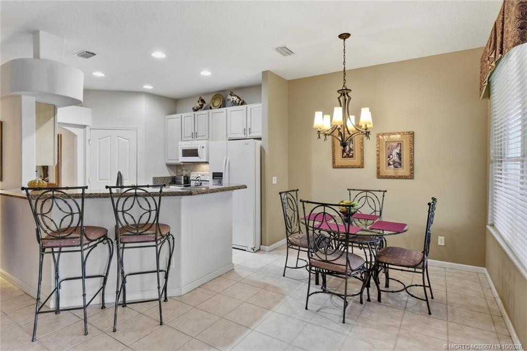 4493 Nw Red Maple Drive Property Photo 14
