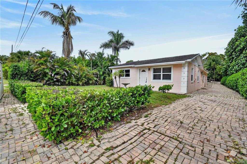 8331 Se Lundy Street Property Photo 3