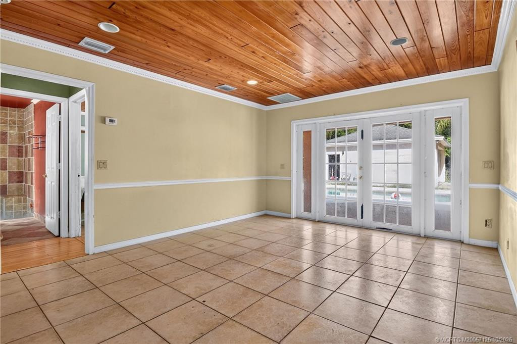 8331 Se Lundy Street Property Photo 14