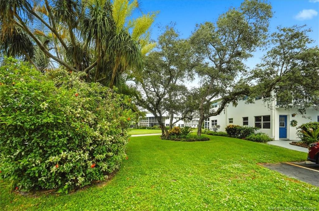 2929 Se Ocean Boulevard Un10 Property Photo 5