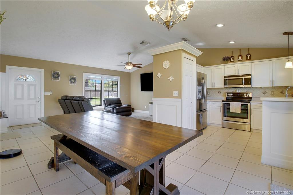 4586 Sw Calloway Street Property Photo 18