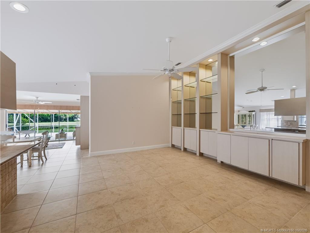 8284 Se Double Tree Drive Property Photo 9