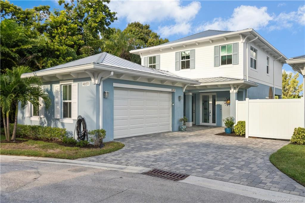 4659 Se Manatee Way Property Photo 1
