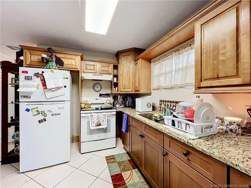 4855 Sears Street Property Photo 8