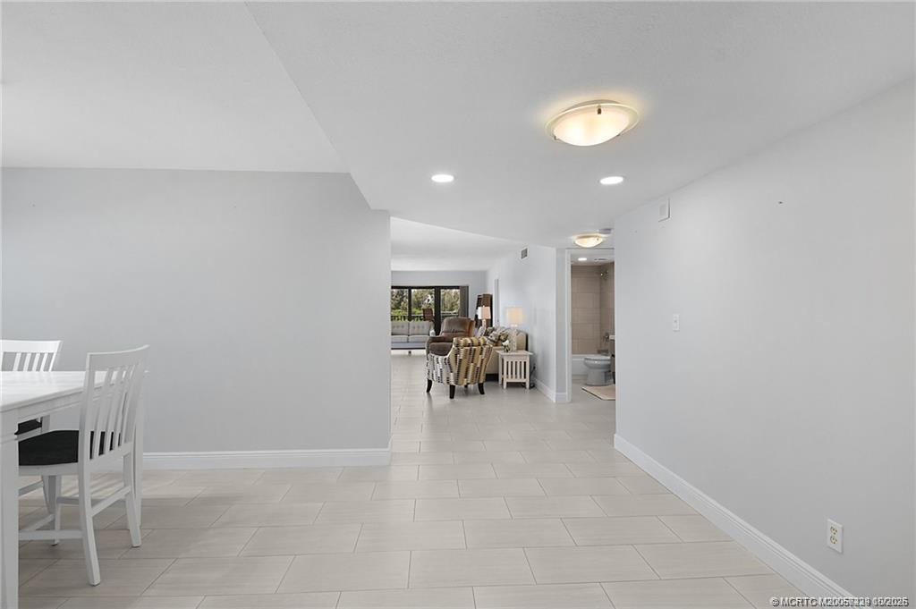 10044 S Ocean Drive 508 Property Photo 4