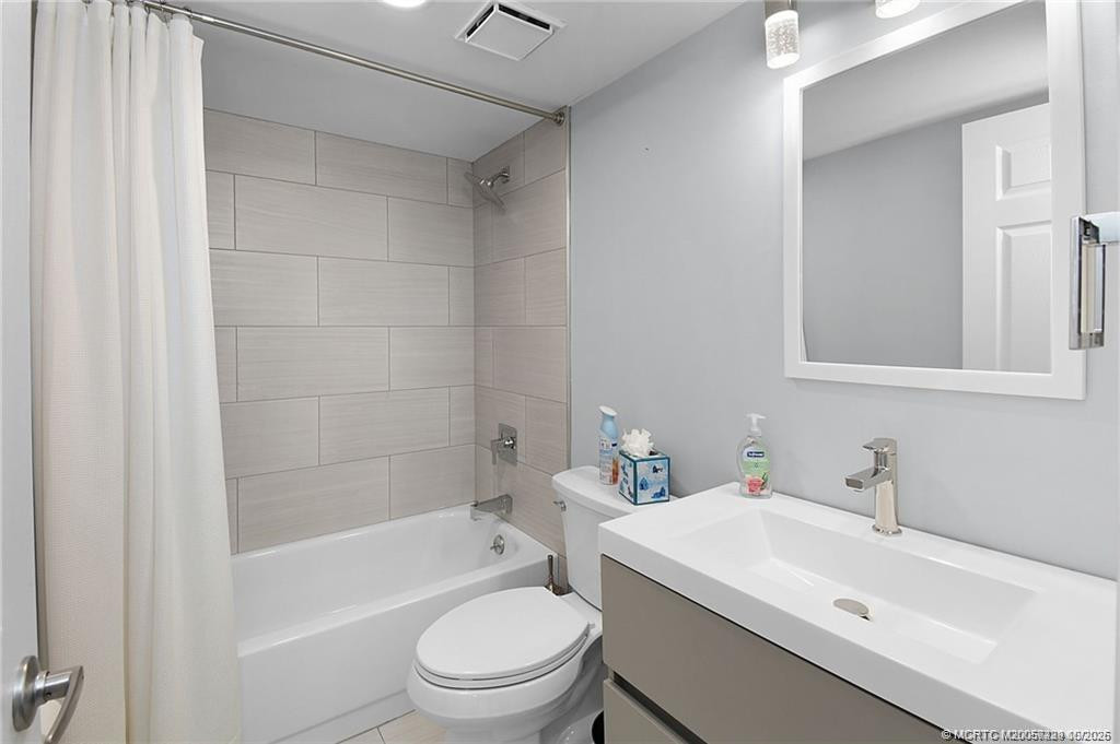 10044 S Ocean Drive 508 Property Photo 16