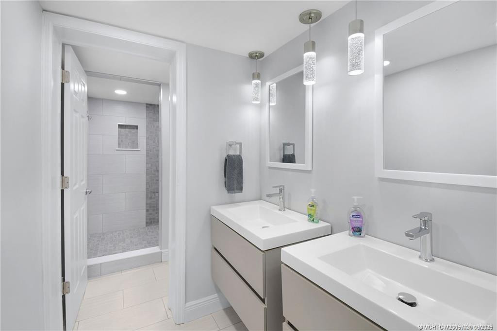 10044 S Ocean Drive 508 Property Photo 24