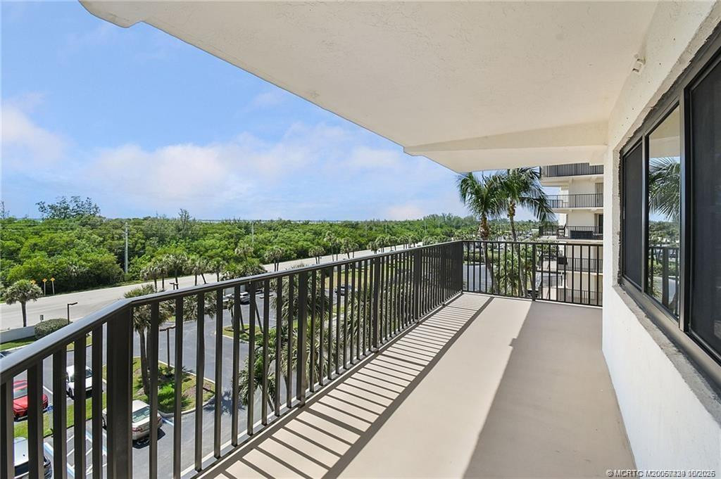 10044 S Ocean Drive 508 Property Photo 30