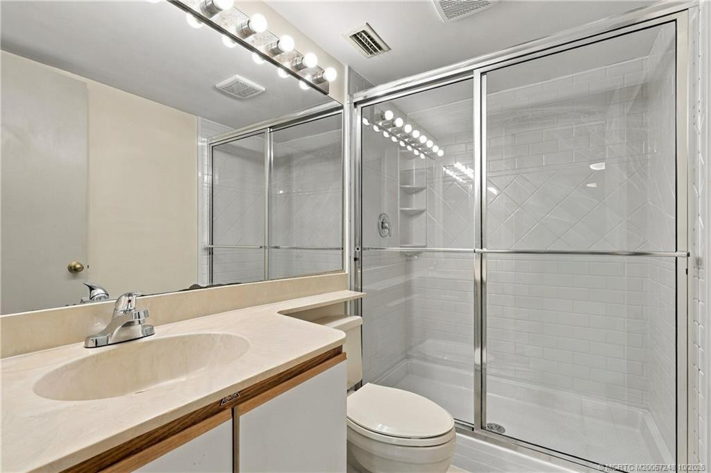2114 Sw Silver Pine Way G1 Property Photo 15