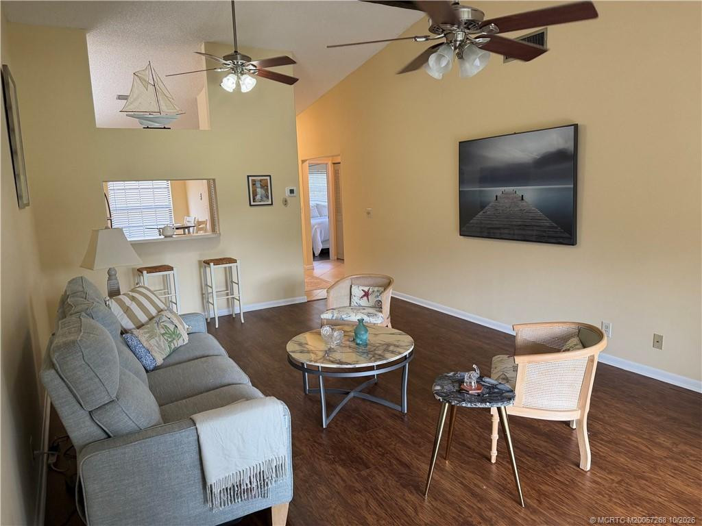 1454 Sw Silver Pine Way 101a Property Photo 12