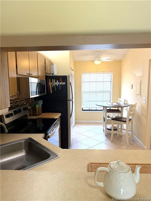 1454 Sw Silver Pine Way 101a Property Photo 13