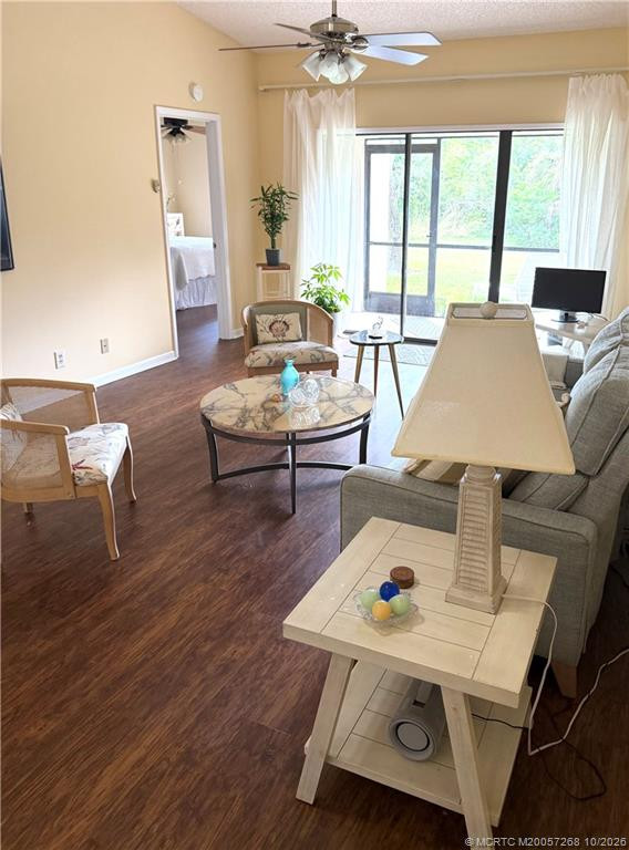 1454 Sw Silver Pine Way 101a Property Photo 23