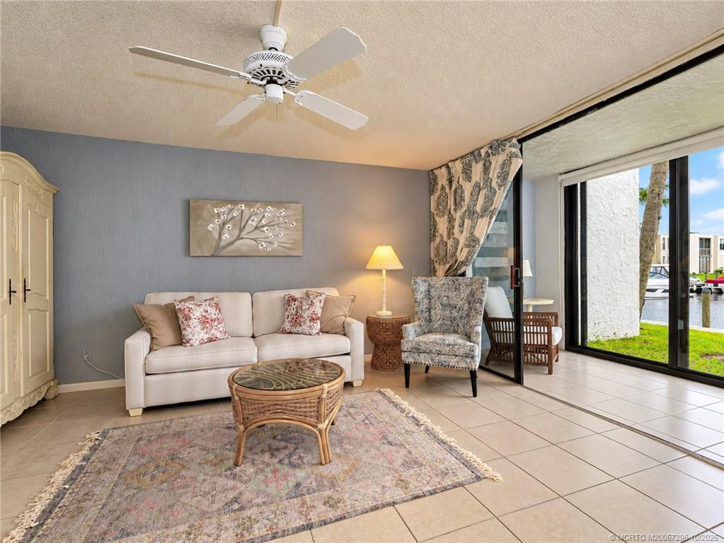 1950 Sw Palm City Road 5-107 Property Photo 7
