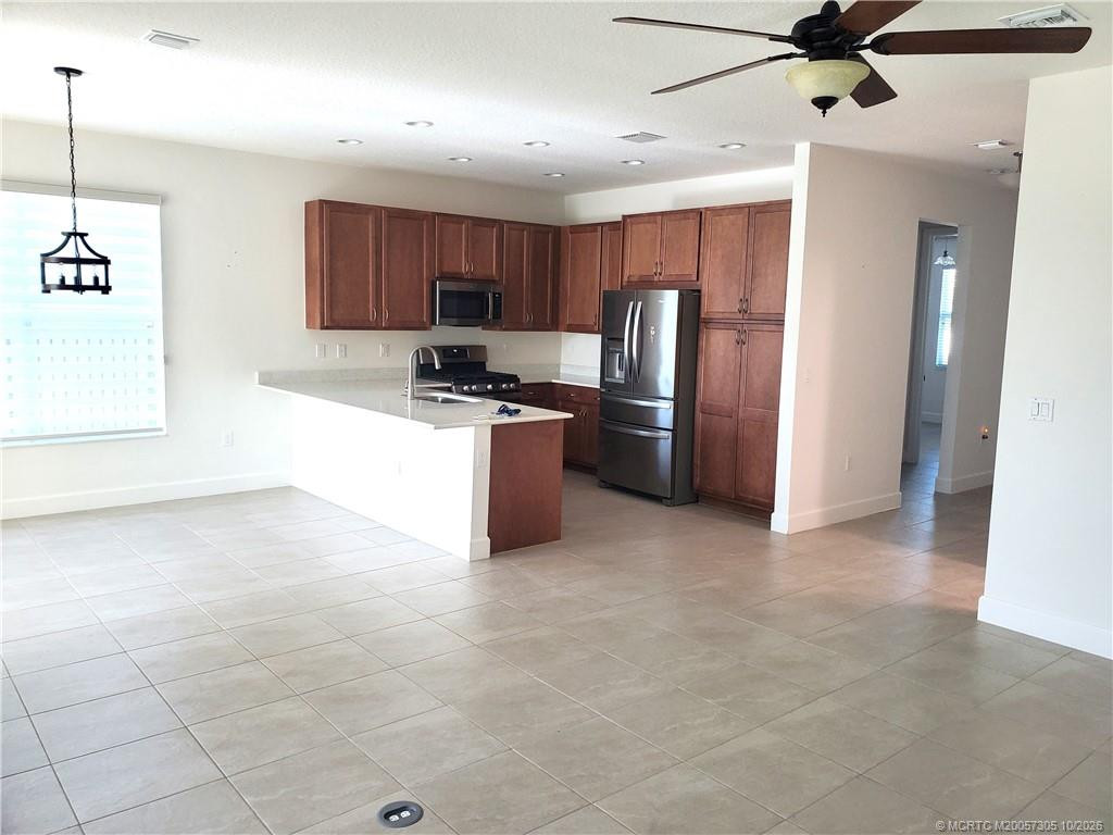 11681 Sw Oceanus Boulevard Property Photo 3