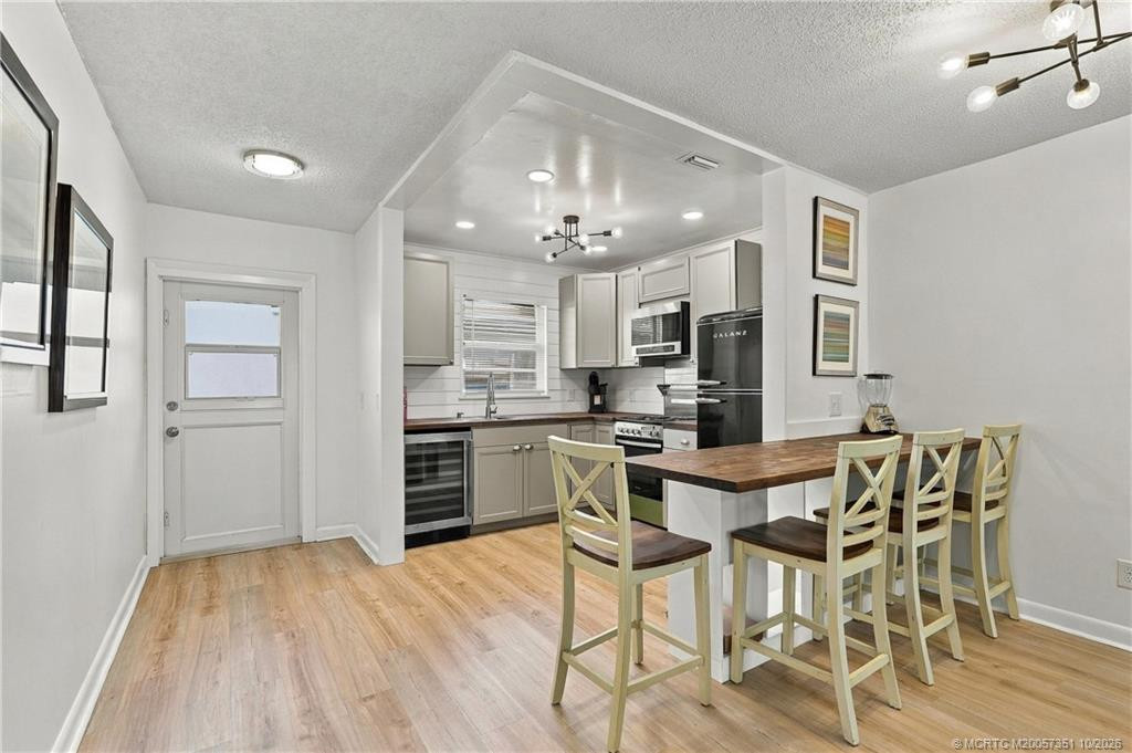 2950 Se Ocean Boulevard 5-2 Property Photo 3