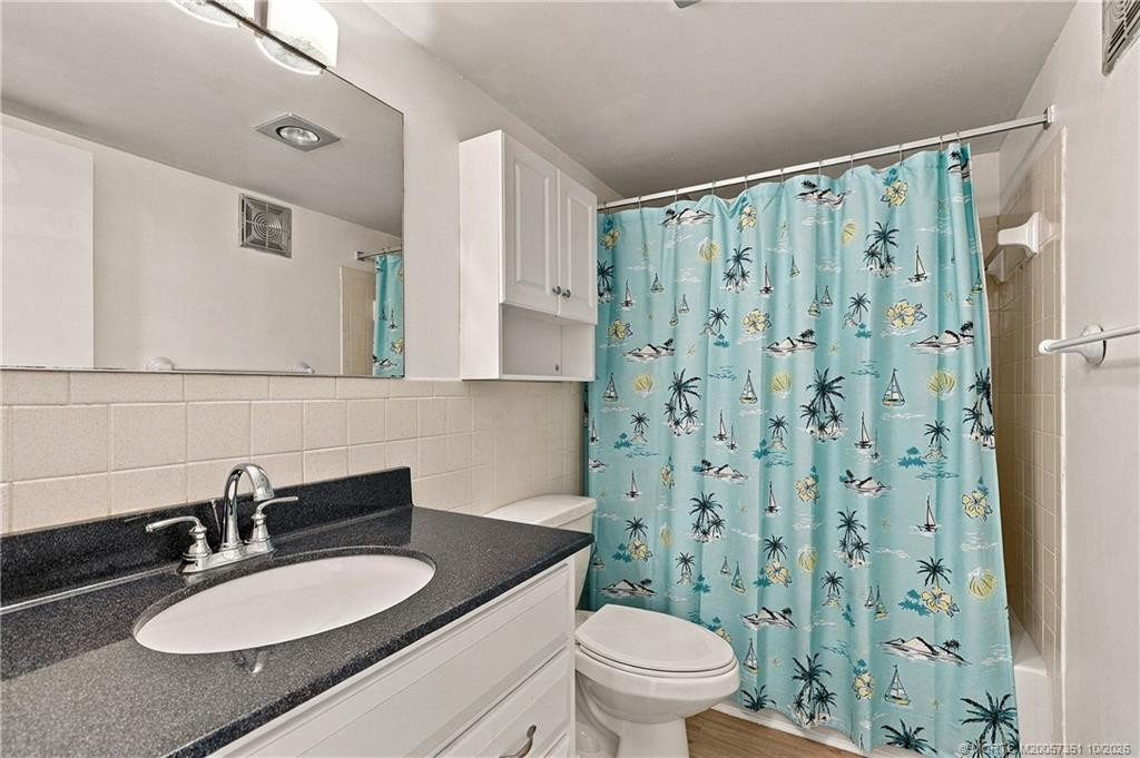 2950 Se Ocean Boulevard 5-2 Property Photo 17