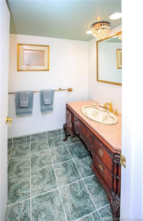 4540 Ne Sandpebble Trace 406 Property Photo 10