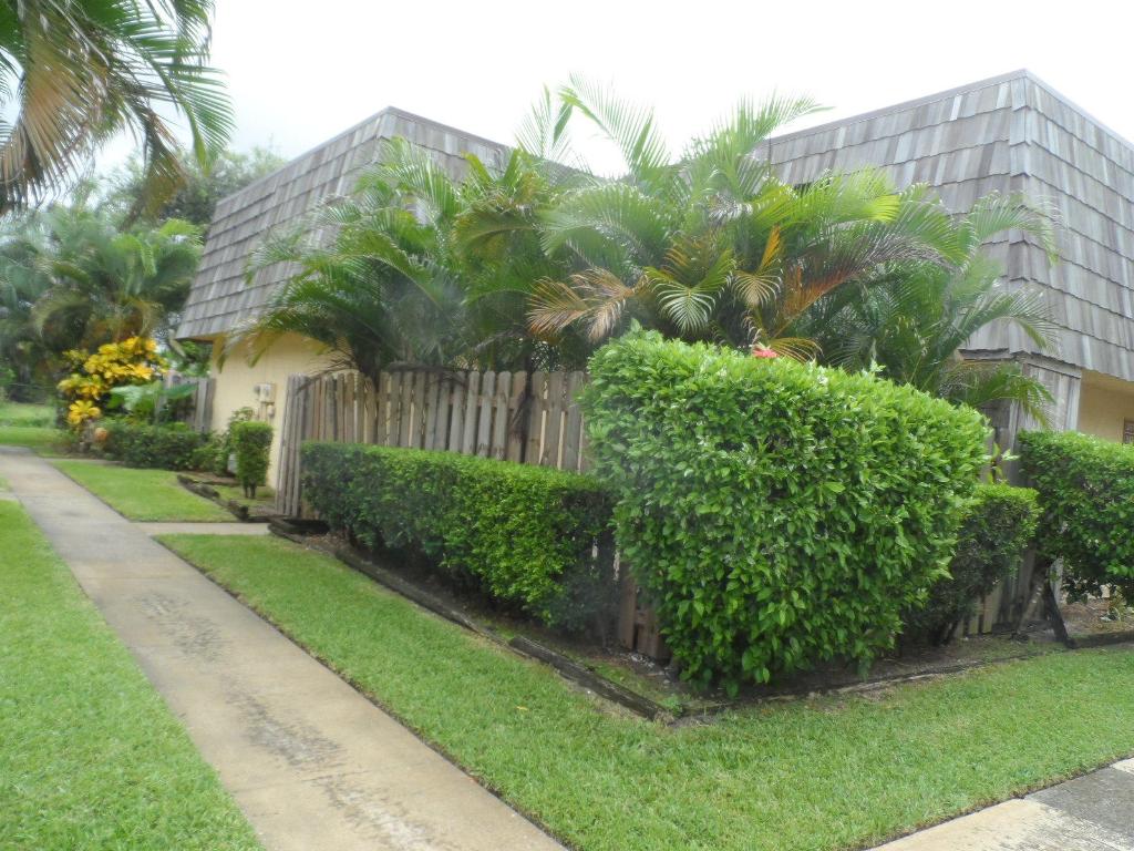 2473 Waterside Drive, Lake Worth, Fl 33461 Property Photo 1