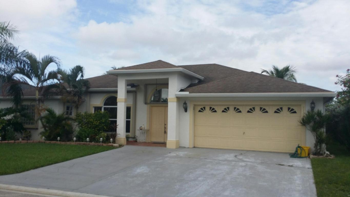 1104 Hatteras Circle, West Palm Beach, Fl 33413 Property Photo 1