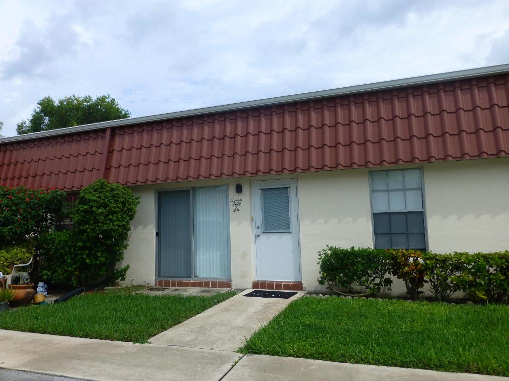756 Nantucket Circle, Lake Worth, Fl 33467 Property Photo 1