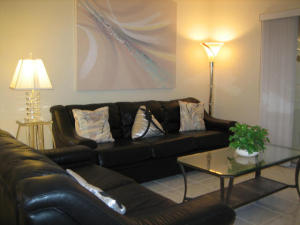 756 Nantucket Circle Property Photo 1