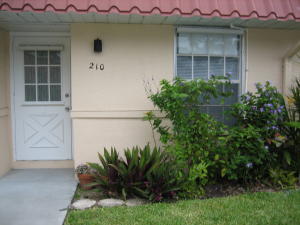 210 Down East Lane Property Photo 1